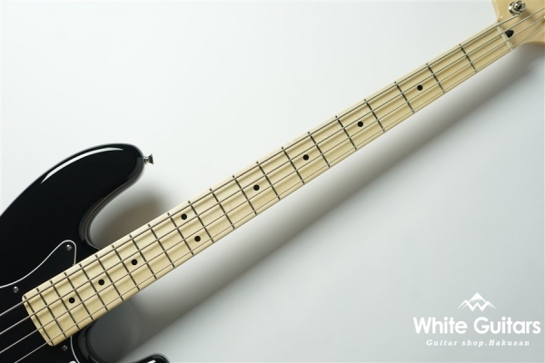 Made in Japan Hybrid II Jazz Bass - Black